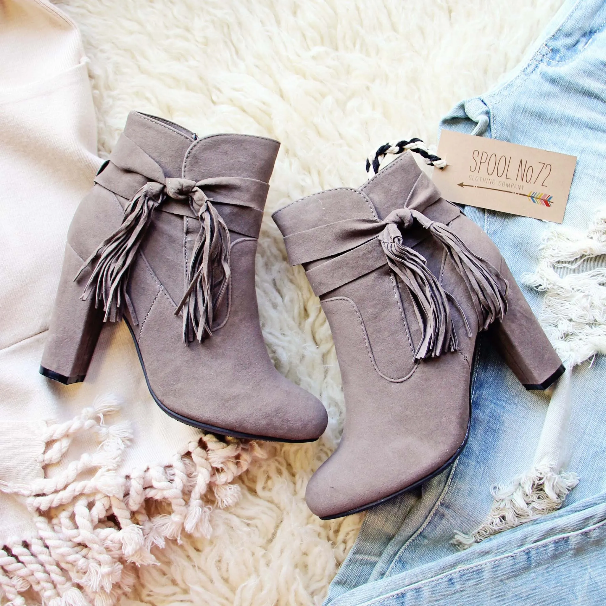 Badlands Fringe Boots