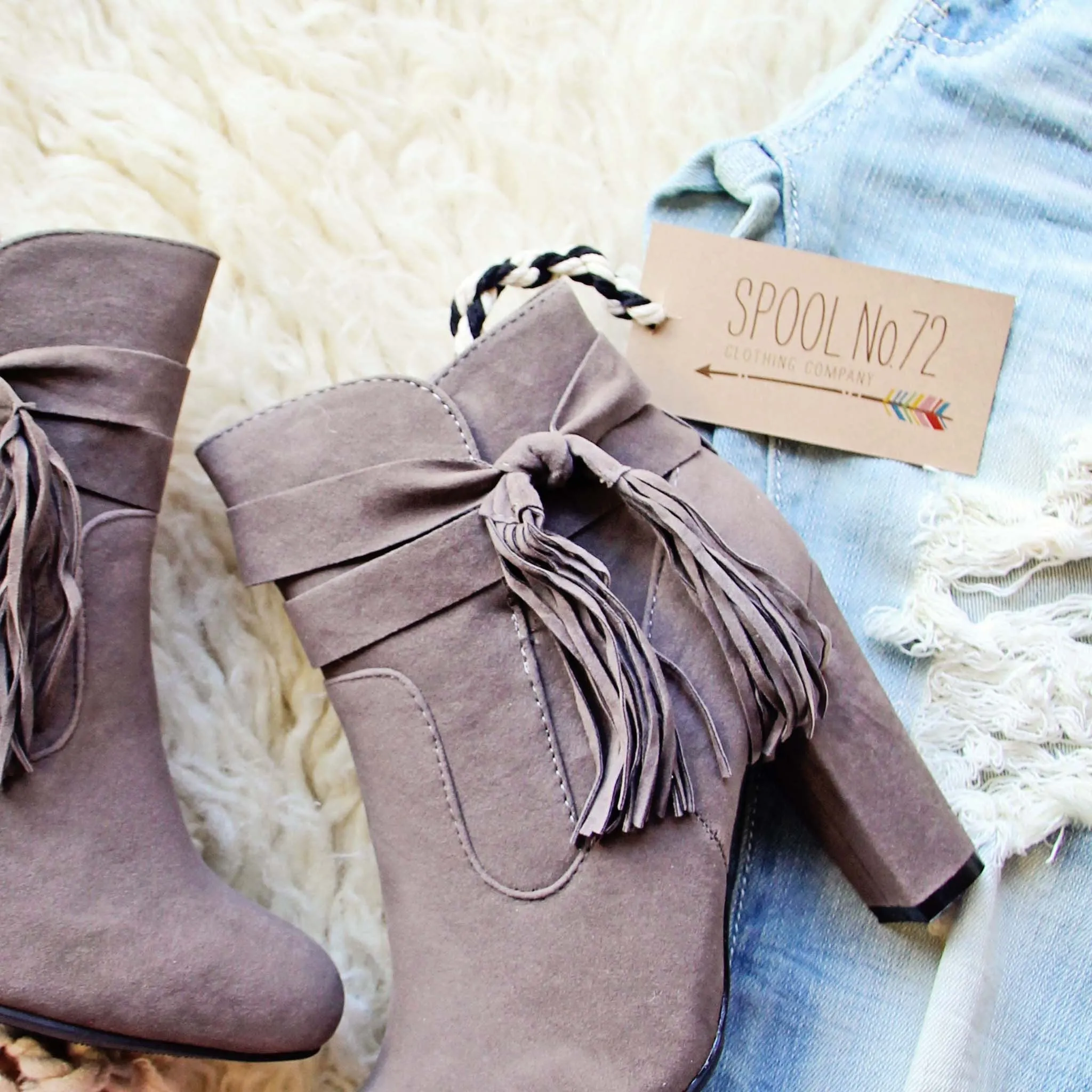 Badlands Fringe Boots