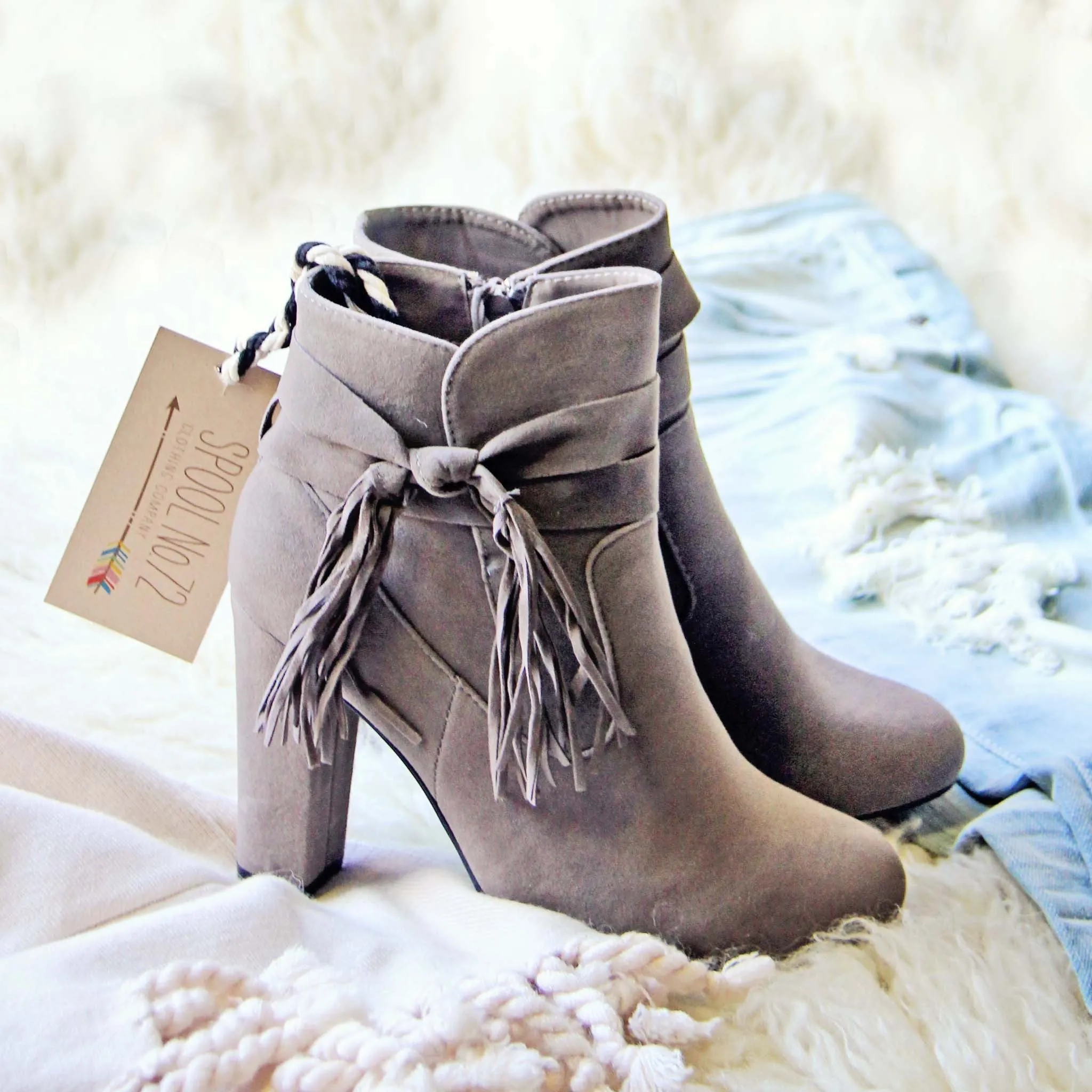 Badlands Fringe Boots