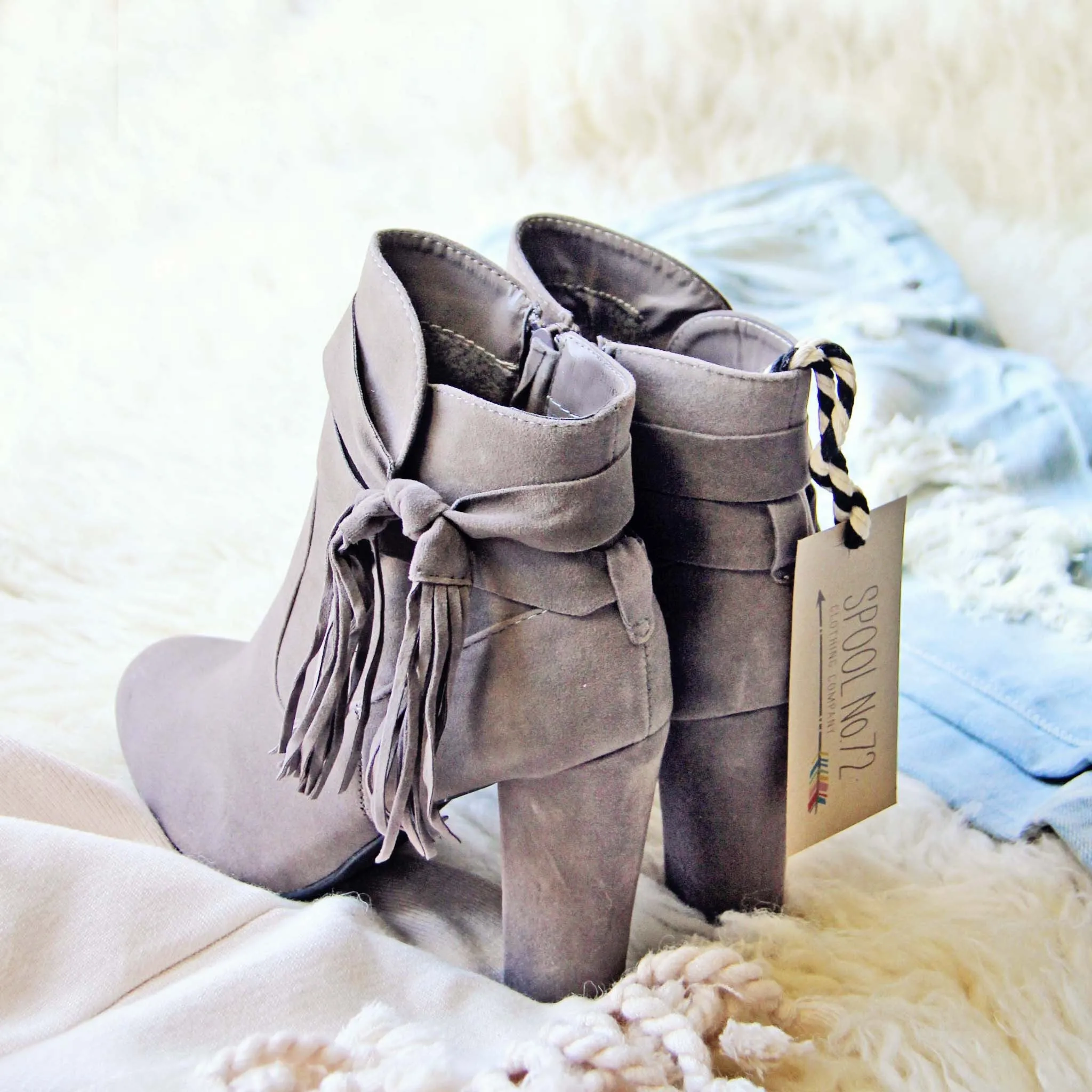 Badlands Fringe Boots