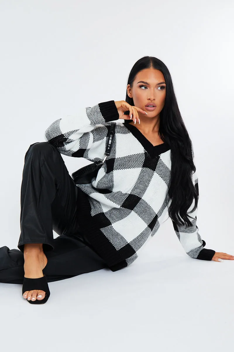 Black Check Deep Neck Sweater - Neta