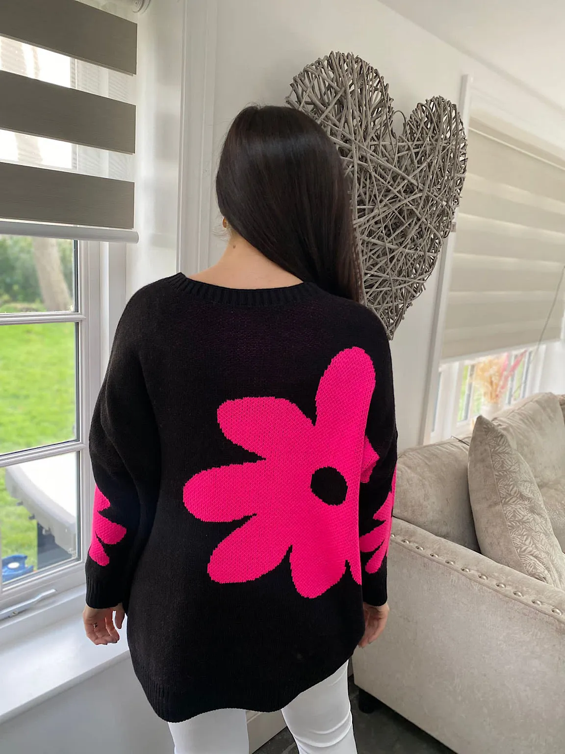 Black Daisy Knit Jumper Carmen