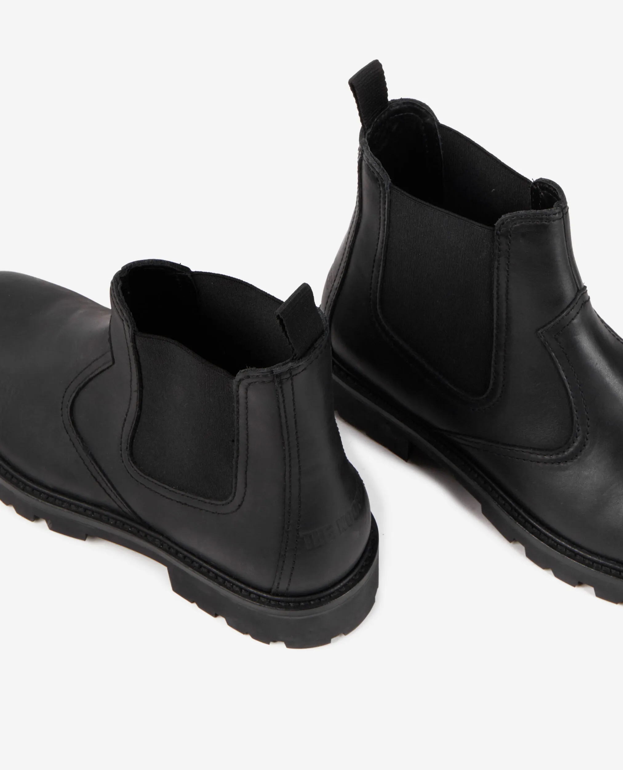 Black leather Chelsea boots