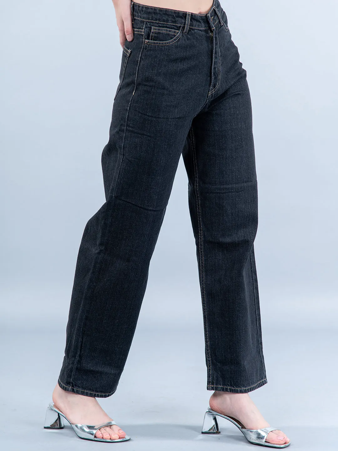 Black Straight Flared-fit Jeans For Women