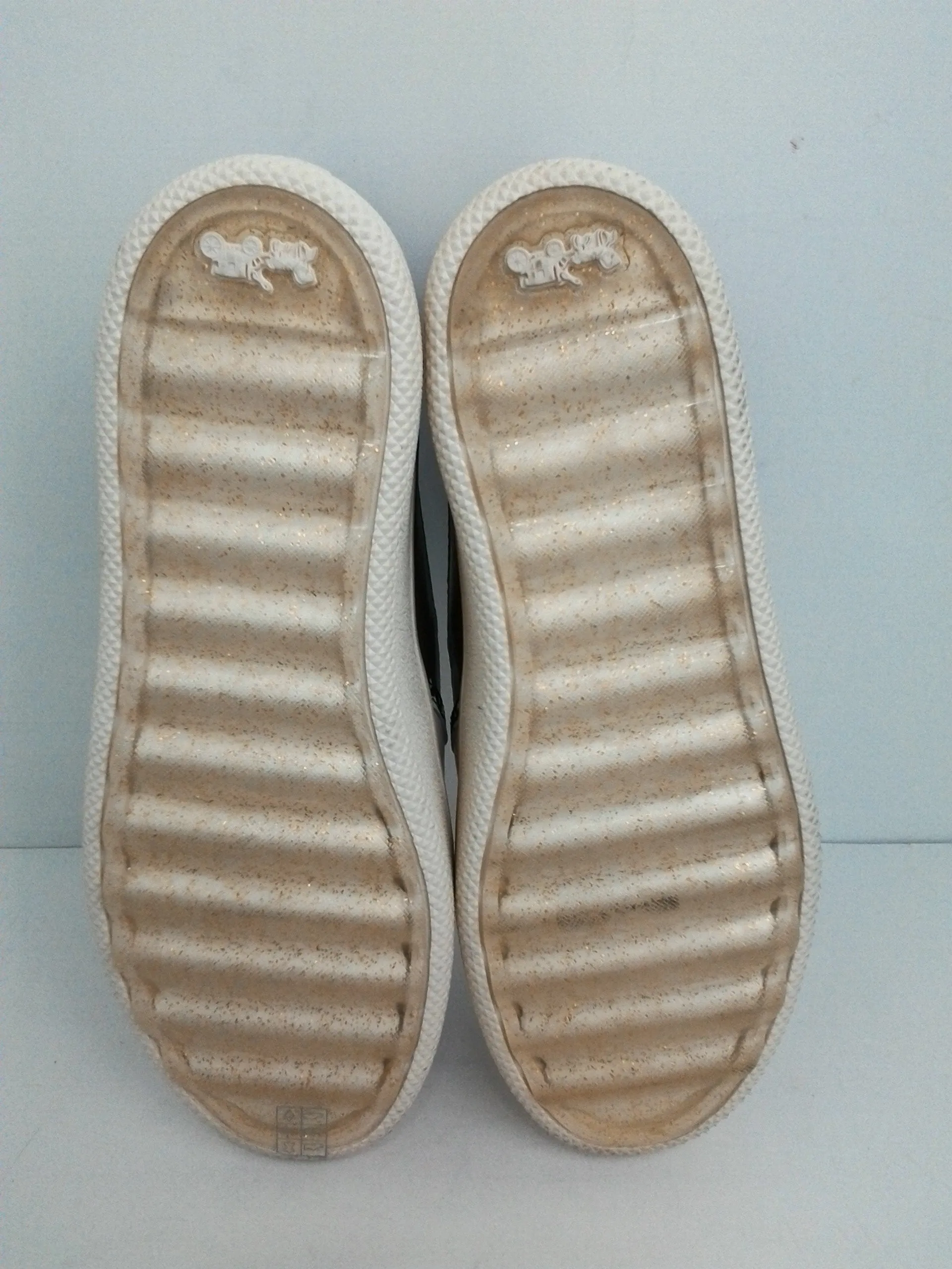 COACH Beige Sneaker Size 8 B