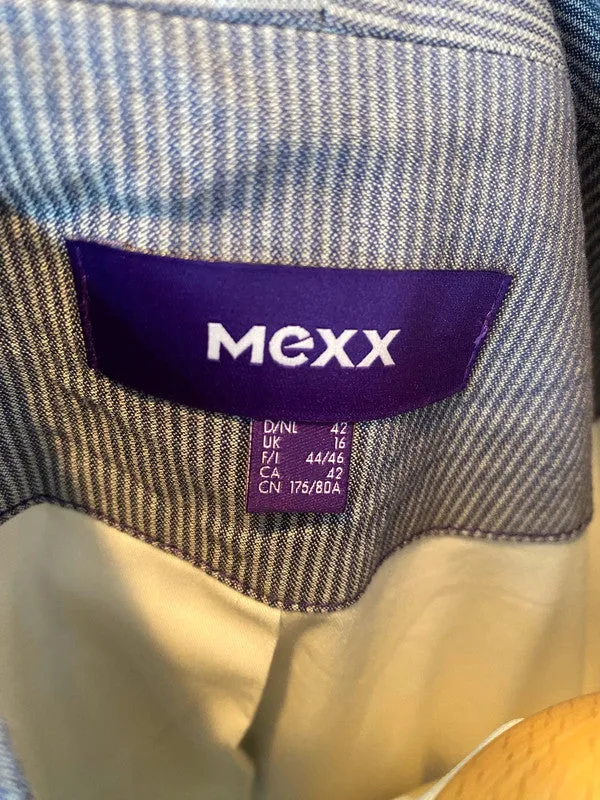 Mexx - XXL/16 - blue pinstripe rushed sleeve jacket