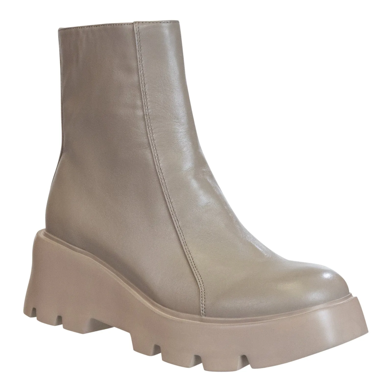 Naked Feet Xenius Boot - Greige