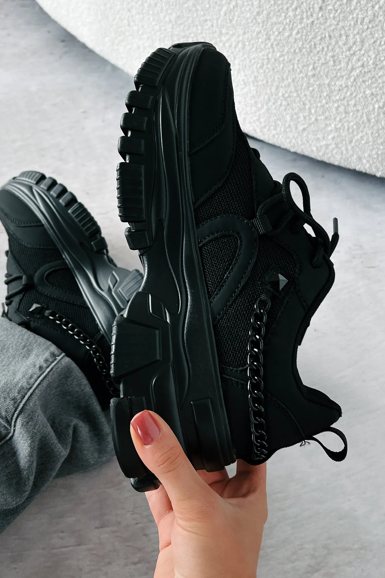 Paola Chain Detail Chunky Platform Sneaker (Black)