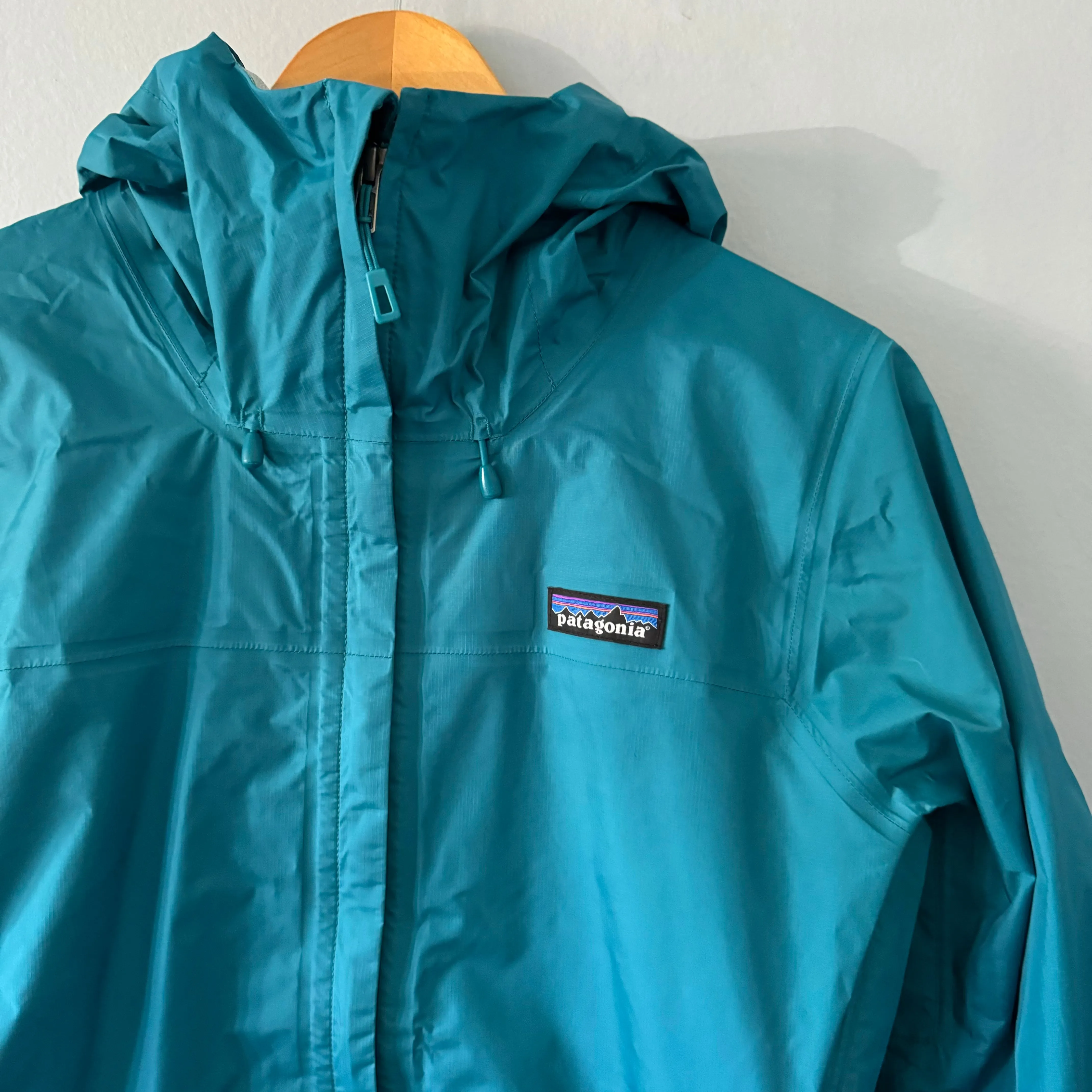 Patagonia / Windbreaker / Women S