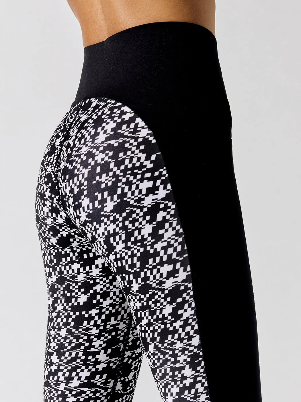 Power High Waist 7/8 Workout Leggings - Black Mini Geo Build Print