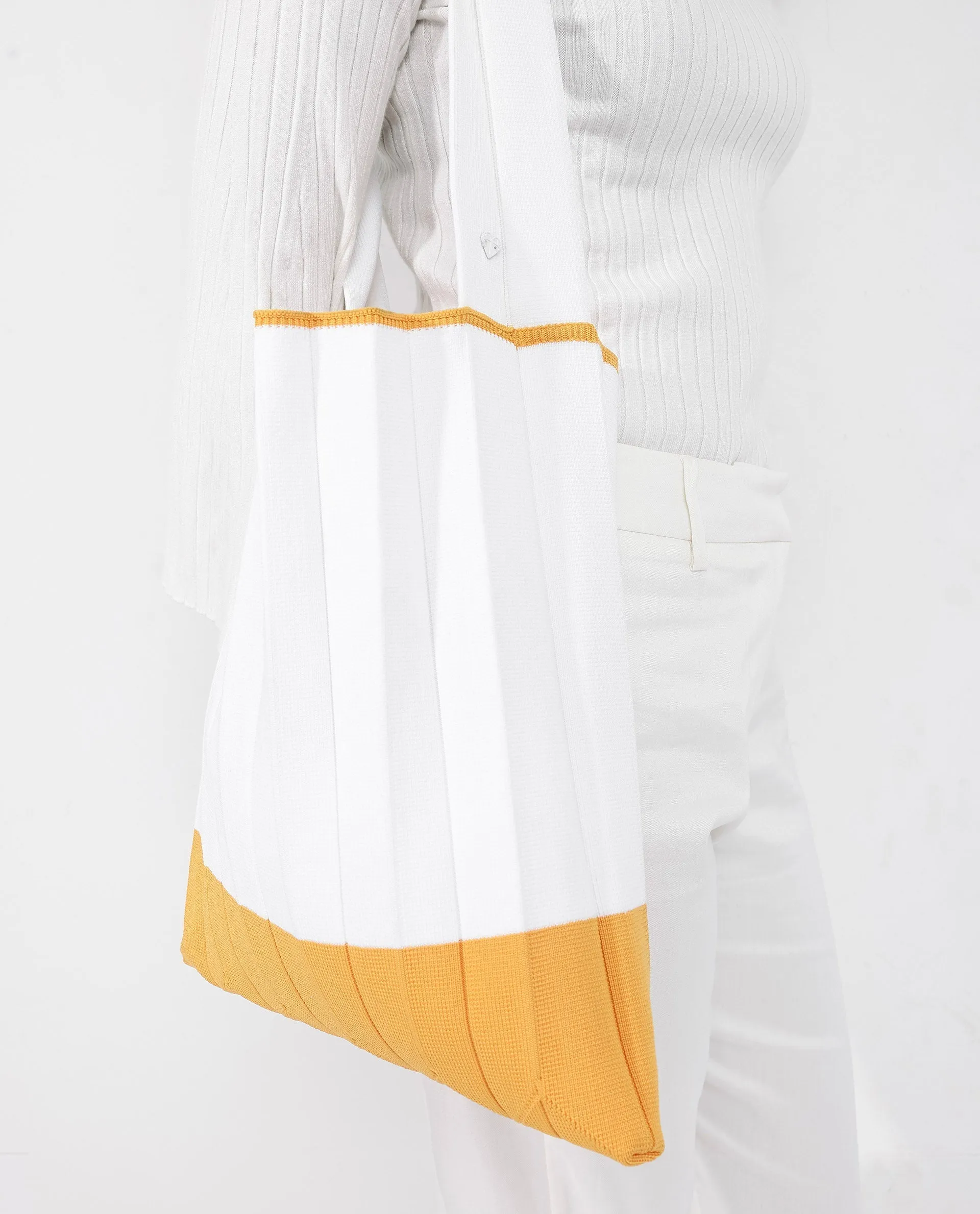 Rareism Articale Women Flounce Off White Polyester Fabric Colorblock Knitted Tote Bag