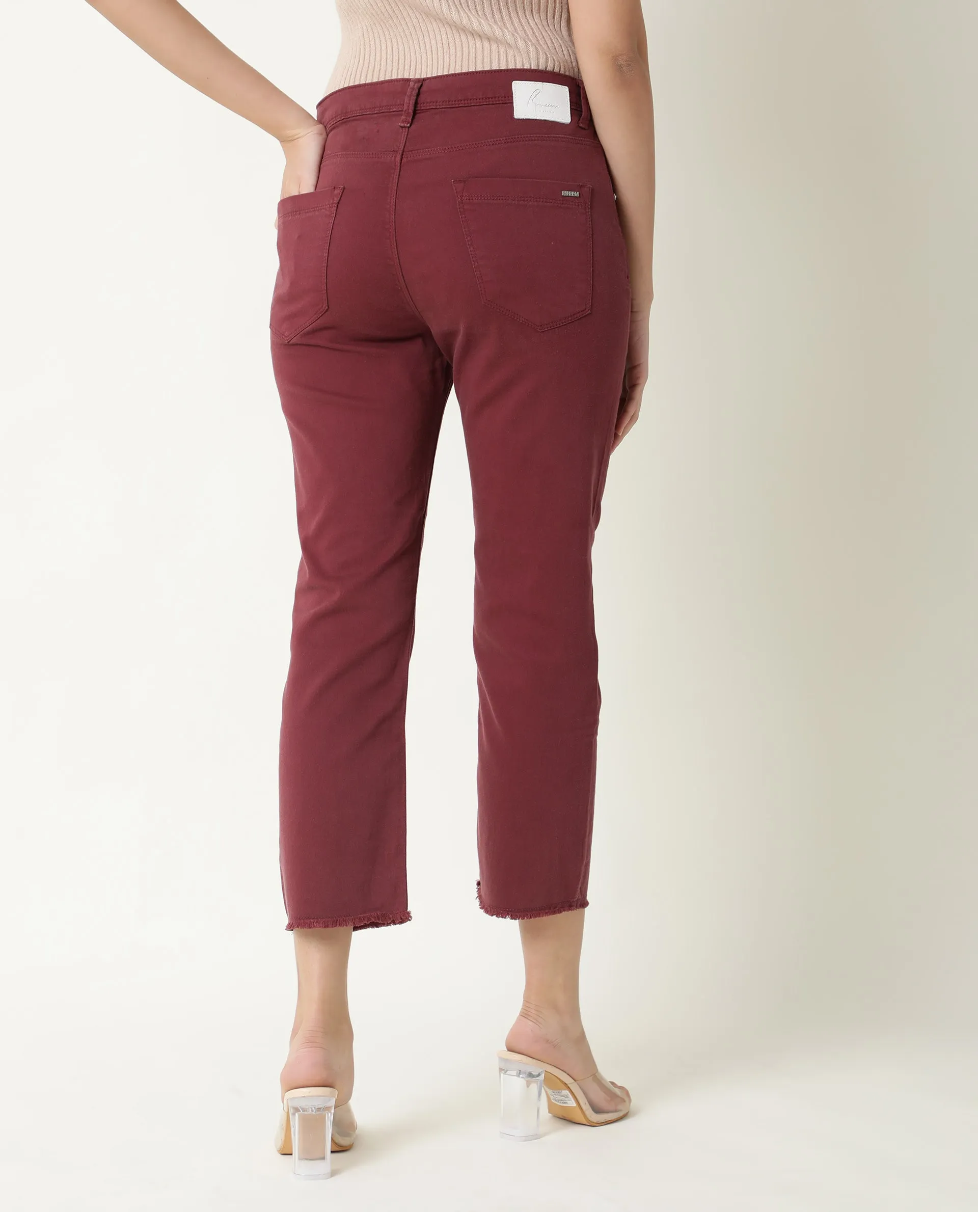 Rareism Women Admiral Maroon Cotton Lycra Fabric Mid Rise Solid Regular Fit Ankle Length Jeans