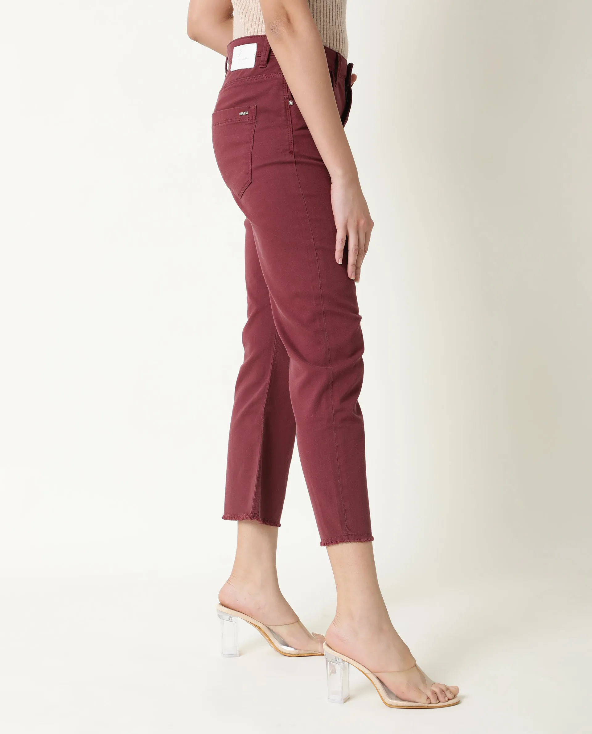 Rareism Women Admiral Maroon Cotton Lycra Fabric Mid Rise Solid Regular Fit Ankle Length Jeans