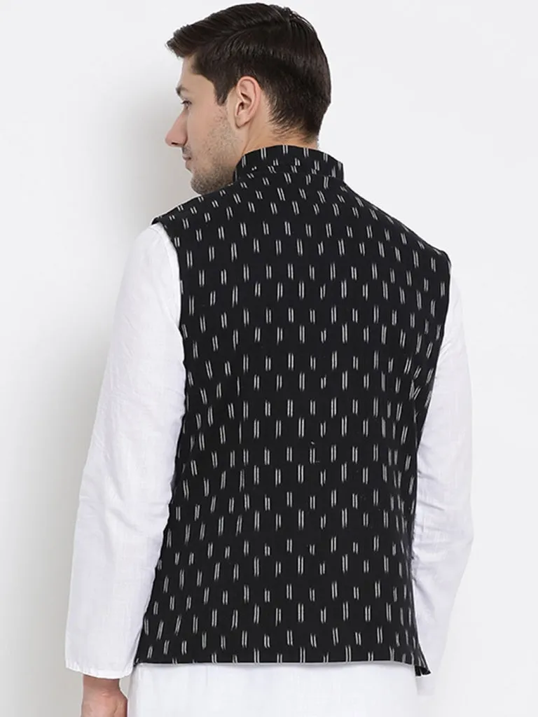 VASTRAMAY Men's Black Cotton Ethnic Jacket